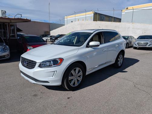 2017 Volvo XC60 T5 Inscription