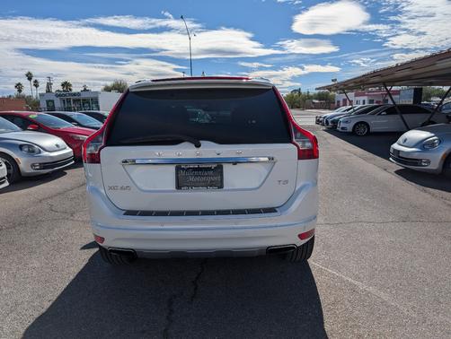 2017 Volvo XC60 T5 Inscription