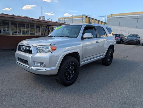 2013 Toyota 4Runner SR5
