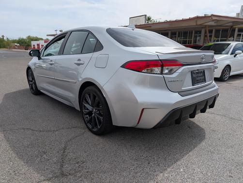 Silver 2024 Toyota Corolla SE