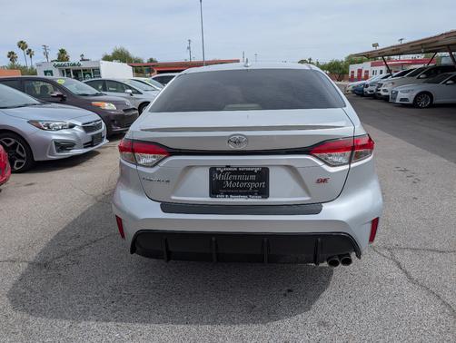 Silver 2024 Toyota Corolla SE