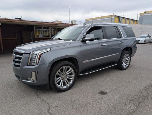Gray 2019 Cadillac Escalade Luxury
