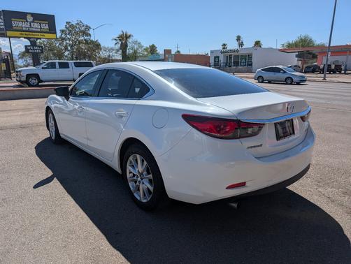 2016 Mazda Mazda6 i Sport
