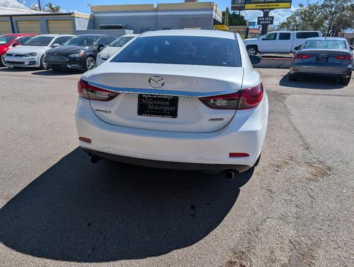 2016 Mazda Mazda6 i Sport
