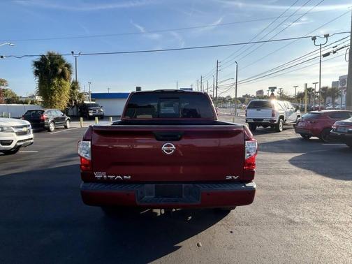 2018 Nissan Titan SV