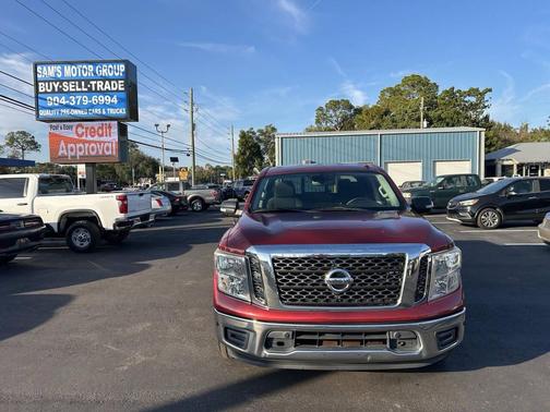 2018 Nissan Titan SV