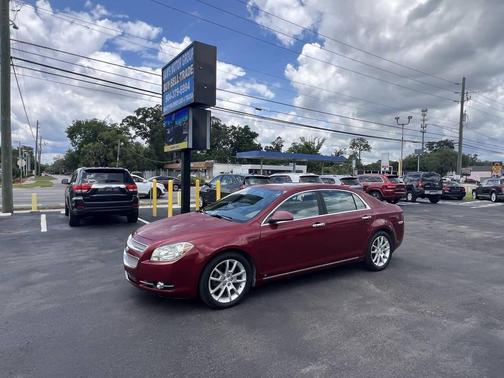 Burgundy 2009 Chevrolet Malibu LTZ