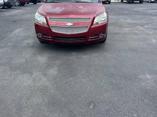 Burgundy 2009 Chevrolet Malibu LTZ
