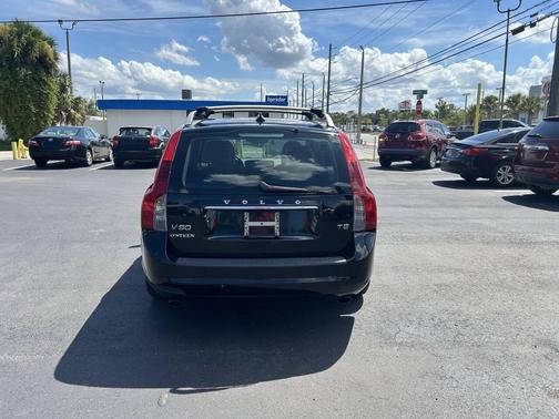 2011 Volvo V50 T5 4dr Wagon