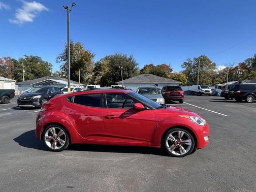 2016 Hyundai Veloster Base