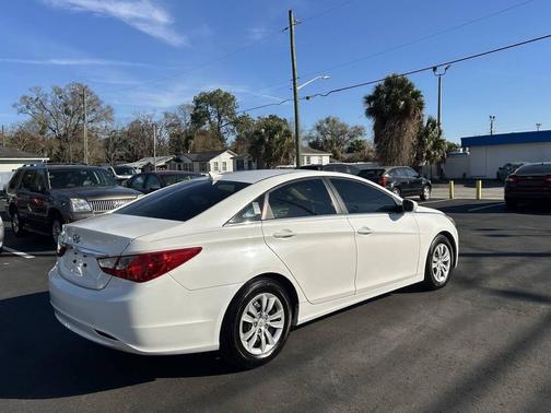 2011 Hyundai SONATA GLS