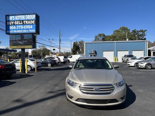 2017 Ford Taurus SEL