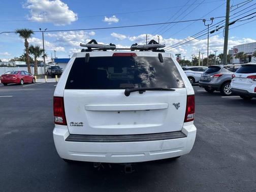 Stone White Clearcoat 2007 Jeep Grand Cherokee Laredo