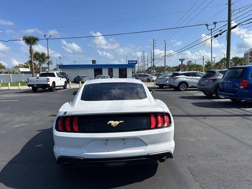 Oxford White 2018 Ford Mustang EcoBoost Premium