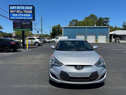 2012 Hyundai Veloster Base