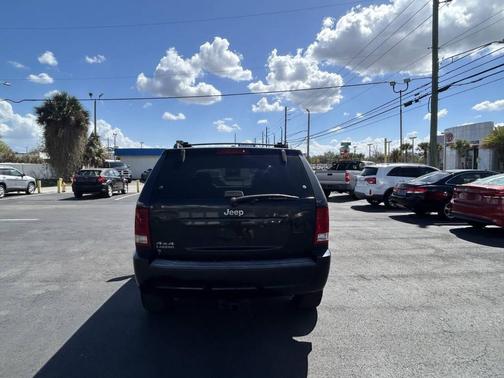2010 Jeep Grand Cherokee Laredo