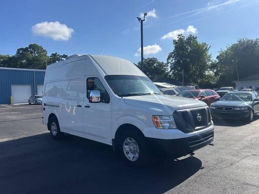 2017 Nissan NV Cargo NV2500 HD SV V8