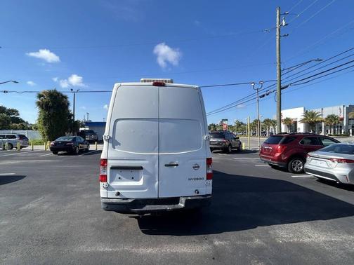 2017 Nissan NV Cargo NV2500 HD SV V8