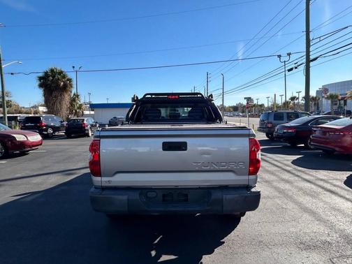 2014 Toyota Tundra SR