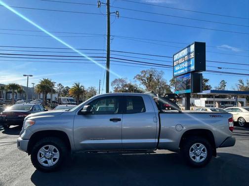 2014 Toyota Tundra SR