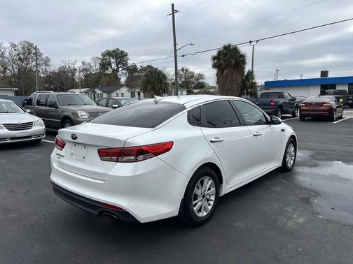 2016 Kia Optima LX