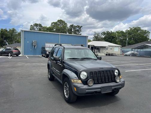 Black Clearcoat 2006 Jeep Liberty Renegade