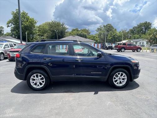 2015 Jeep Cherokee Sport