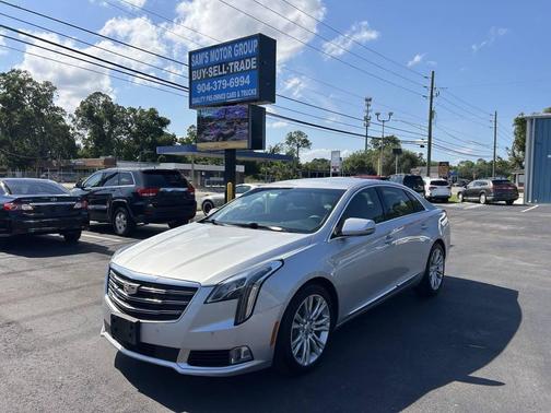 Radiant Silver Metallic 2018 Cadillac XTS Luxury