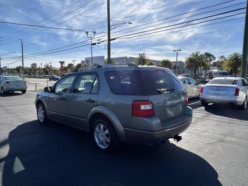 2005 Ford Freestyle SE