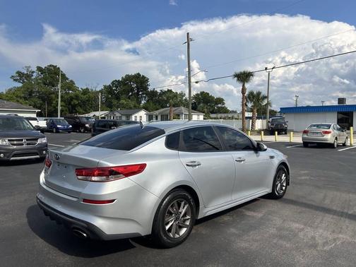 Sparkling Silver 2020 Kia Optima LX