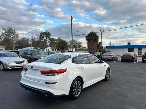2019 Kia Optima LX