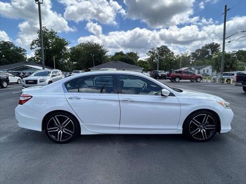 2017 Honda Accord Sport SE