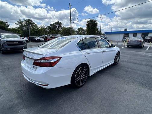 2017 Honda Accord Sport SE