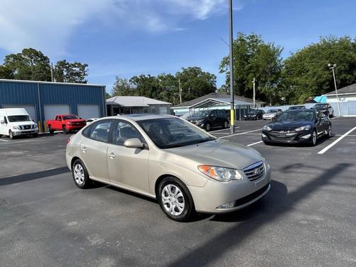 Laguna Sand Metallic 2010 Hyundai ELANTRA GLS