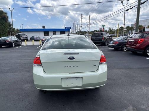 2010 Ford Focus SE