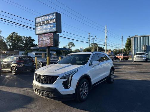 Crystal White Tricoat 2019 Cadillac XT4 Sport