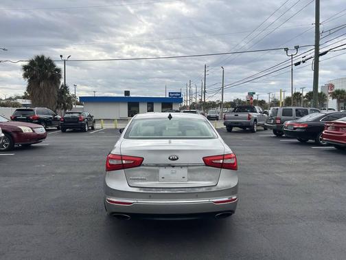 2014 Kia Cadenza Premium