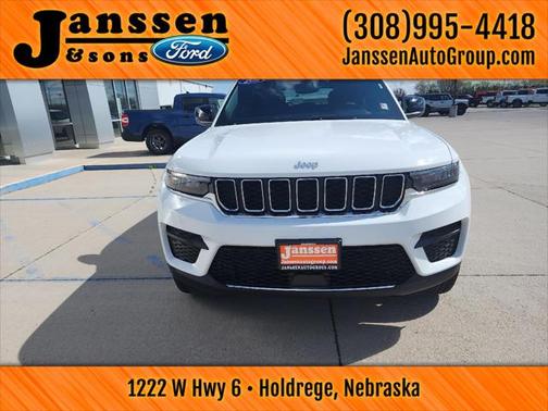 2024 Jeep Grand Cherokee Laredo