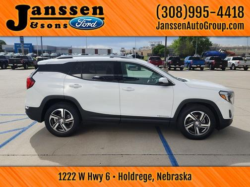 Summit White 2020 GMC Terrain SLT