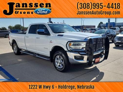 2022 RAM 3500 Laramie Crew Cab 4x4 8' Box
