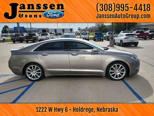 2016 Lincoln MKZ Base