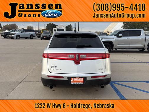 2019 Lincoln MKT Reserve