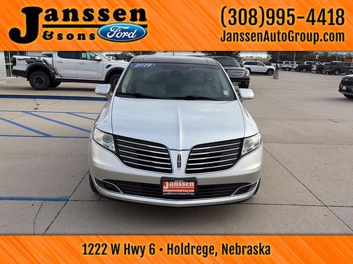 2019 Lincoln MKT Reserve