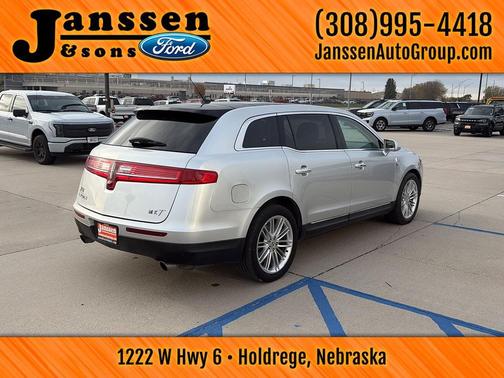 2019 Lincoln MKT Reserve