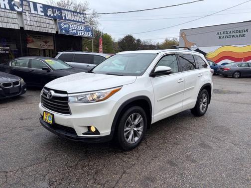 Blizzard Pearl 2015 Toyota Highlander XLE