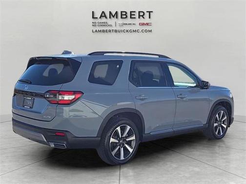 2023 Honda Pilot AWD Elite