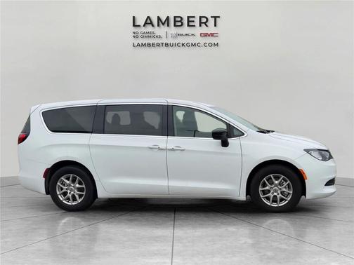 Bright White Clearcoat 2024 Chrysler Voyager LX