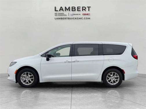 Bright White Clearcoat 2024 Chrysler Voyager LX