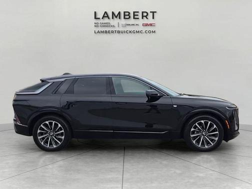 2024 Cadillac LYRIQ Sport