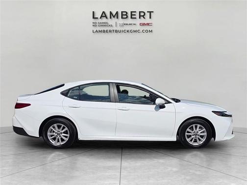 Ice Cap 2026 Toyota Camry LE